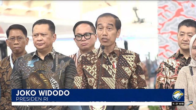 Jokowi Minta Anak Buah Berkaca dari Proyek KCJB: Jangan Alergi Kritik dan Selalu Belajar