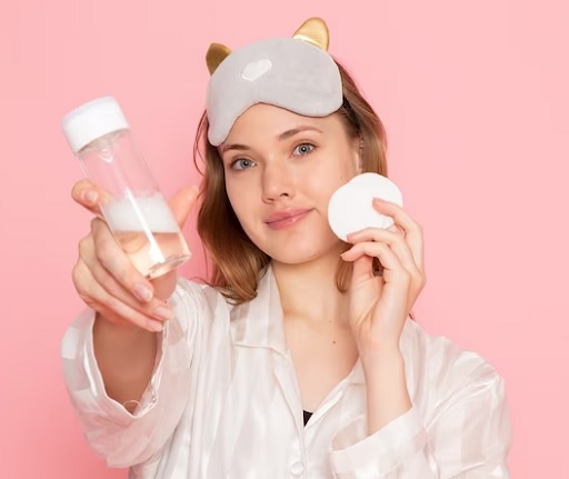 Jika mengacu pada kecantikan Korea, ada aturan tiga detik saat mengaplikasikan serum dan pelembap. (Foto: Ilustrasi. Dok. Freepik.com)