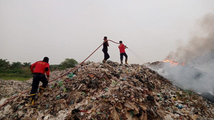 Kebakaran Lahan di Ogan Ilir Sumsel Merembet ke TPA