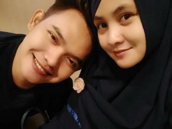 Menangis Minta Maaf, Dodhy Kangen Band Rujuk dengan Istri