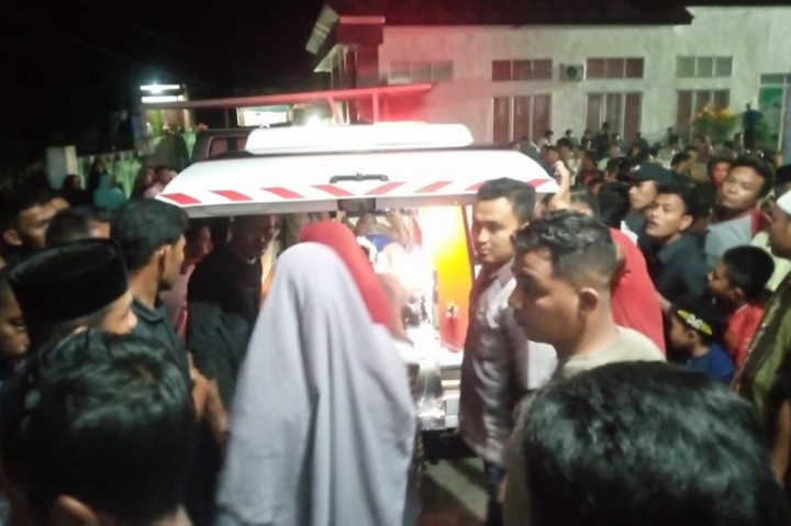 8 Penambang Emas Tertimbun Longsor di Aceh Selatan Dievakuasi