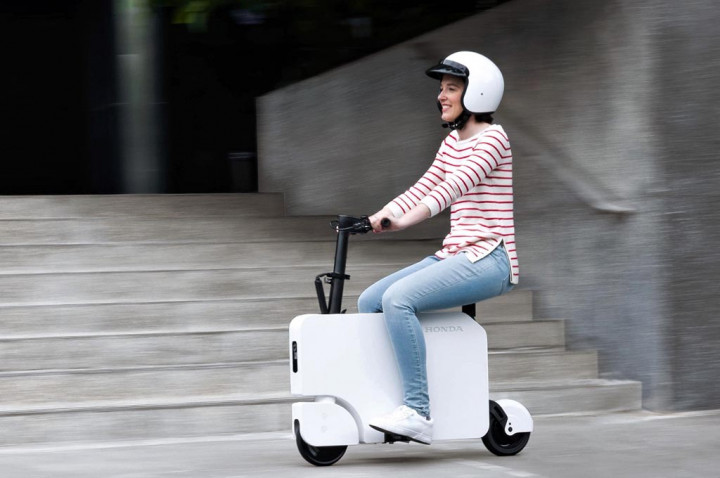 Unik, Honda Bikin Motor Listrik yang Bisa Dilipat