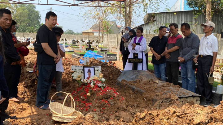 Masih Berkabung, Keluarga Tunda Proses Hukum Malapraktik terhadap Alvaro