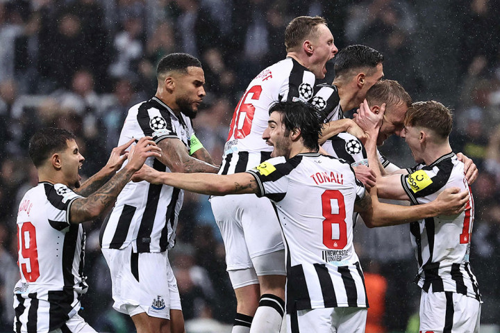 Newcastle Vs PSG: The Magpies Menang Telak 4-1
