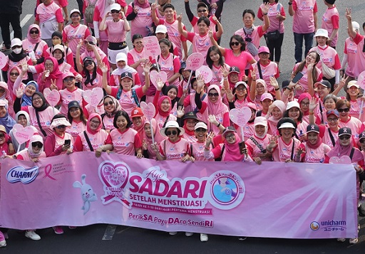 Ayo SADARI Setelah Menstruasi Fun Walk diikuti oleh ratusan survivor kanker payudara dan partisipan. (Foto: Dok. Istimewa)