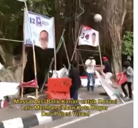 Viral Gerombolan Massa Bermotor dan Penutup Wajah Rusak Spanduk Caleg di Bogor