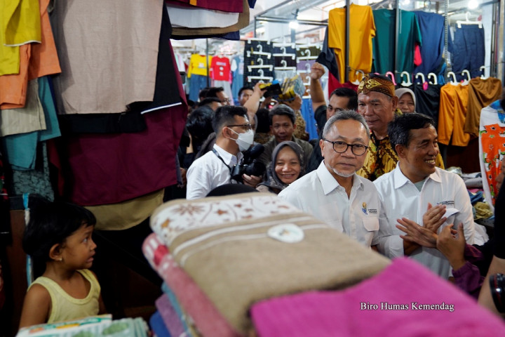 Top 5 Ekonomi: Tata Perdagangan Luring-Daring hingga Luhut Perlu <i>Bedrest</i>