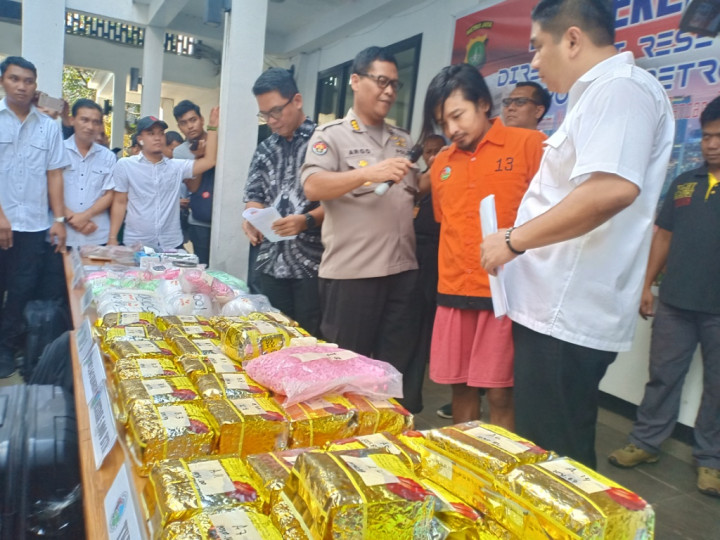 Zul Zivilia Disebut Ikut Jaringan Narkoba Fredy Pratama, Istri: Saya Sudah Tak Tahan!