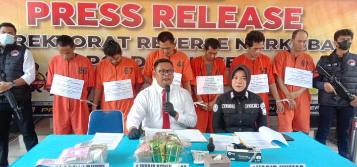 Polda Sumsel Gagalkan Peredaran 2 Kg Sabu Asal Medan