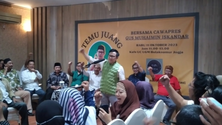 Bertemu Aktivis Jogja, Cak Imin Baca Puisi Sumpah Perubahan