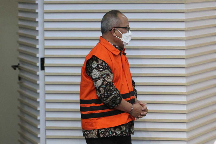 Jadi Tersangka Korupsi, Sekjen Kementan Ditahan KPK