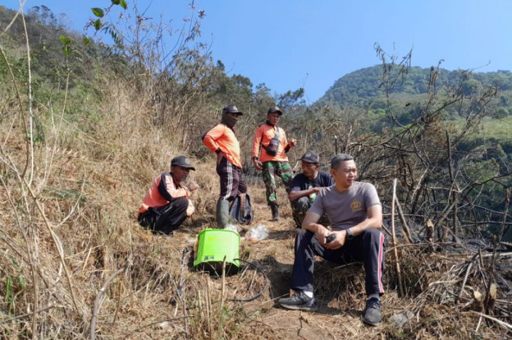 Kebakaran di Lereng Gunung Ungaran Padam