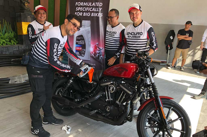 Wadahi Keinginan Bikers Moge, Apa Keunggulan Pertamina Enduro Platinum 10W-40?