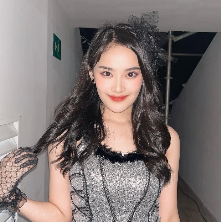 Ashel JKT48 Tulis Pesan Menyentuh Usai Umumkan Kelulusan Mendadak