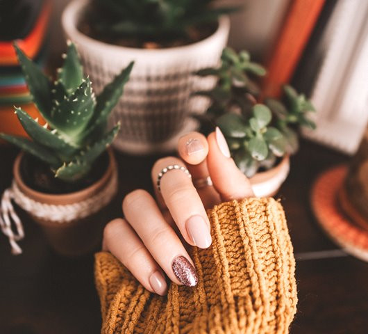 Ladies, Ikuti 4 Langkah Ini agar Kuku Terlihat Cantik dan Bersih!