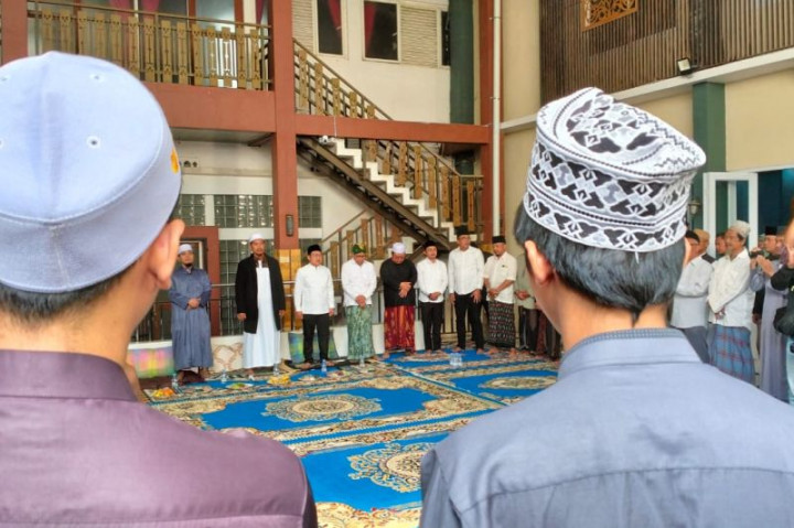 Sowan ke Ponpes Al Fatah Magetan, Cak Imin Janji Serap Aspirasi Santri dan Ulama