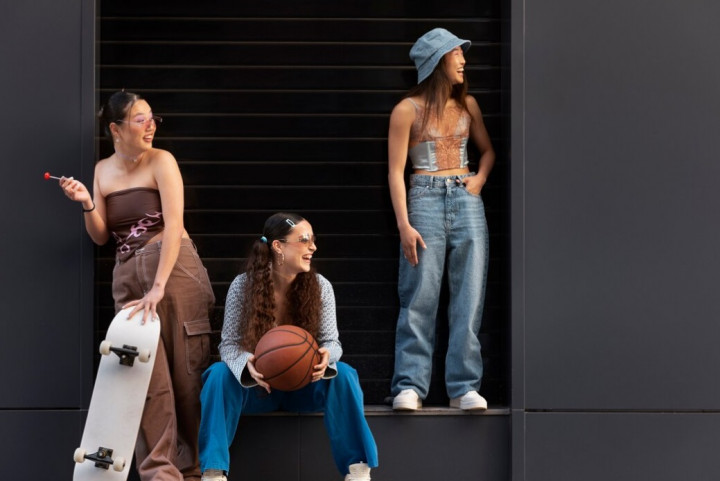 Tingginya Kesadaran Isu Lingkungan, Gen Z Terapkan Budaya Slow Fashion