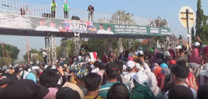 <i>Mlaku</i> Bareng AMIN, Cak Imin Pimpin Doa untuk Rakyat Palestina