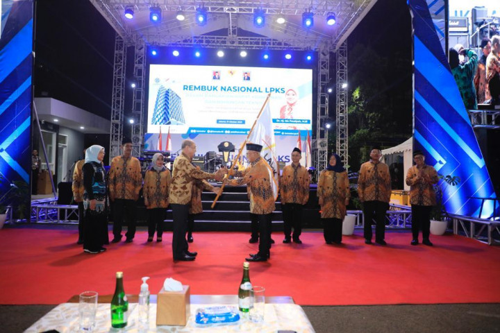 Kemenaker Kukuhkan Anggota Lembaga Akreditasi LPK Periode 2023-2028