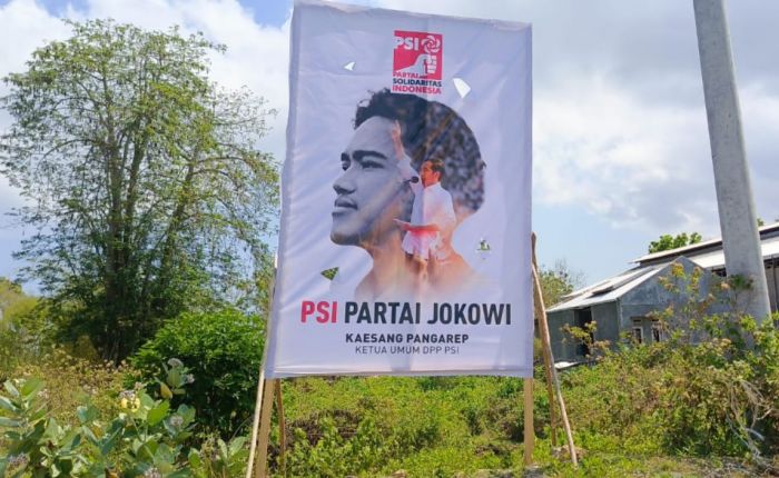 Wah! Terpampang Masif Baliho Bertuliskan: PSI Partai Jokowi