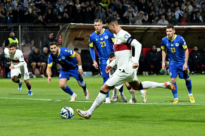 Kualifikasi Euro 2024: Portugal Pesta Gol ke Gawang Bosnia