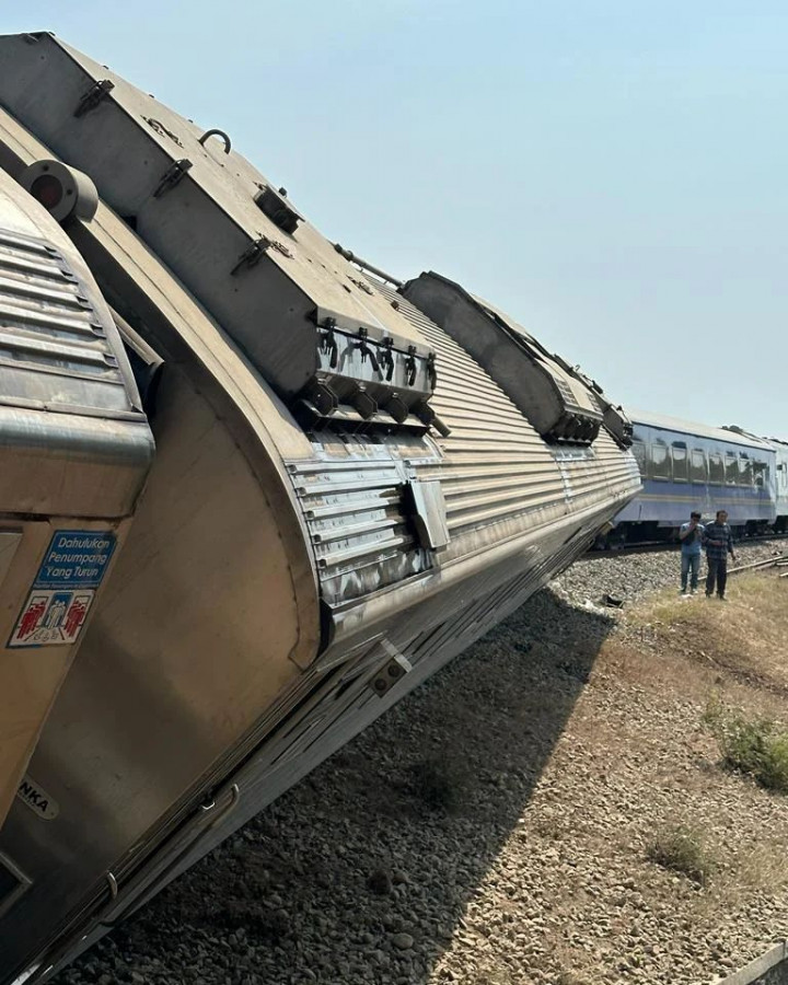 Kecelakaan KA Argo Semeru, Jalur Rel Wates-Sentolo Ditutup