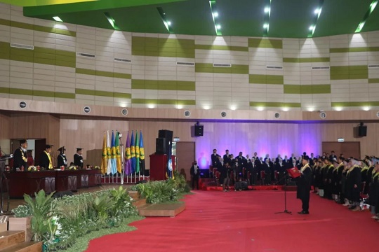 169 Penerima KIP-K di Unej Diwisuda, IPK-nya di Atas 3,00