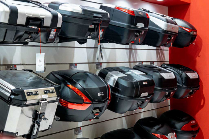 Siap Touring? Jangan Lupa Hunting Box & Apparel GIVI di IMOS 2023