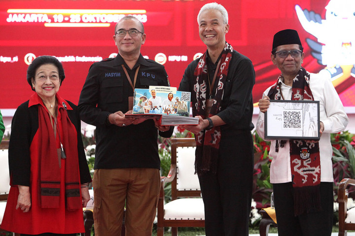 KPU Terima Berkas Pendaftaran Ganjar-Mahfud