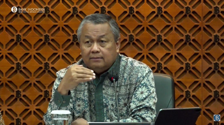 Khawatir Rupiah Tembus Rp16 Ribu, BI Kerek Suku Bunga 25 Bps