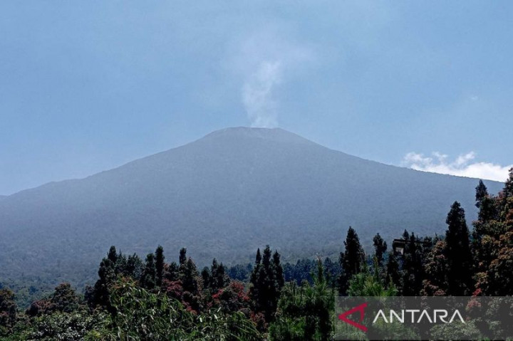 Wisata Baturraden Aman Dikunjungi meski Gunung Slamet Berstatus Waspada