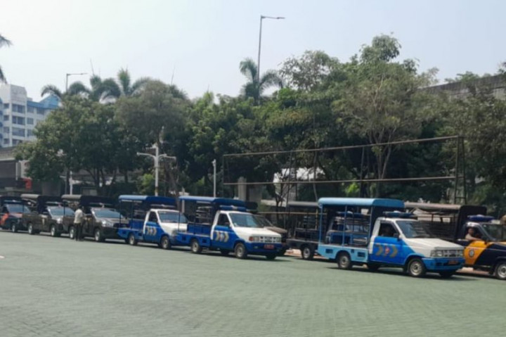 Belasan Kendaraan Dinas Operasional di Kantor Wali Kota Jaksel Tak Lulus Uji Emisi