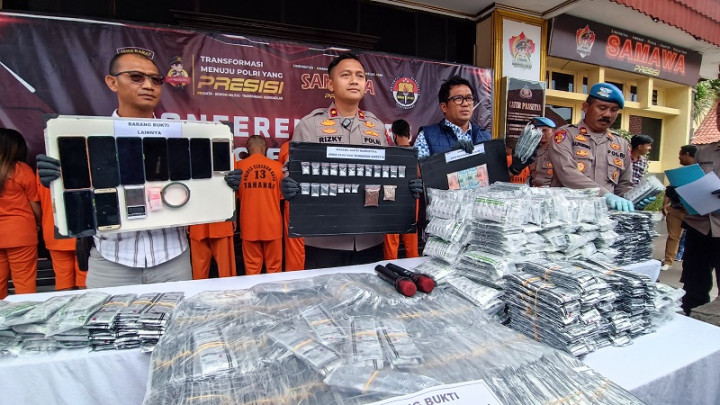 Bandar Obat Terlarang di Cirebon Dibekuk