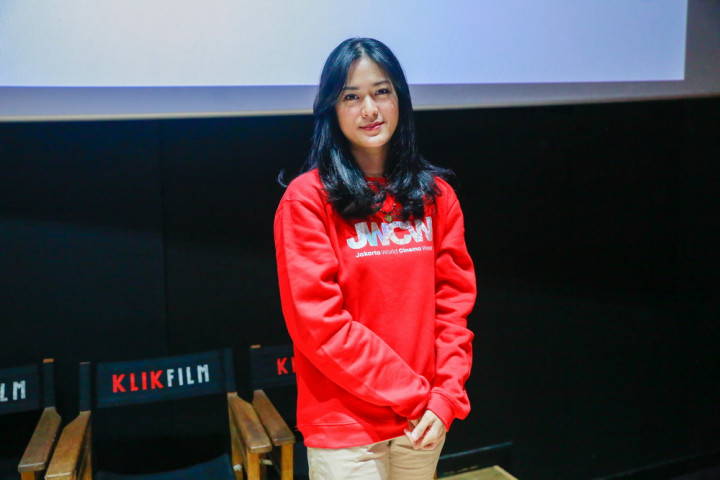 Sutradarai Film Melukis Luka, Prisia Nasution Telusuri Trauma Korban Tragedi 98