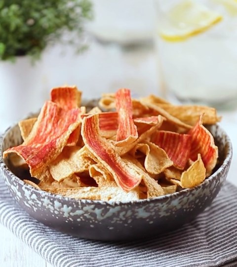 Sontek resep chips dari kani. (Foto: Dok. Endeus TV)