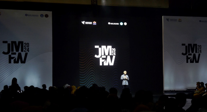JMFW 2024 Raup Rp330 Miliar, Mendag: Indonesia Punya Potensi jadi Pusat Fesyen Muslim Dunia