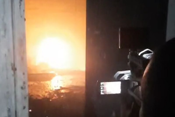 Gudang di Grogol Petamburan Hangus Dilalap Api, Ini Dugaan Penyebabnya