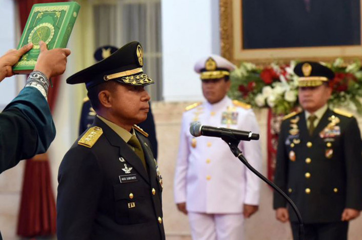 Jokowi Lantik Jenderal Agus Subiyanto sebagai KSAD