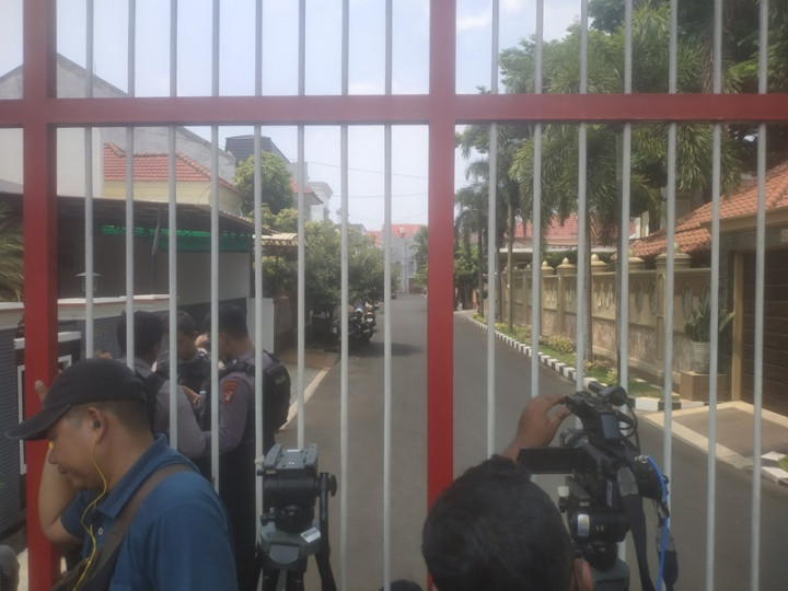 Ketua RW Sebut Ada 3 Rumah yang Digeledah KPK Terkait Firli Bahuri