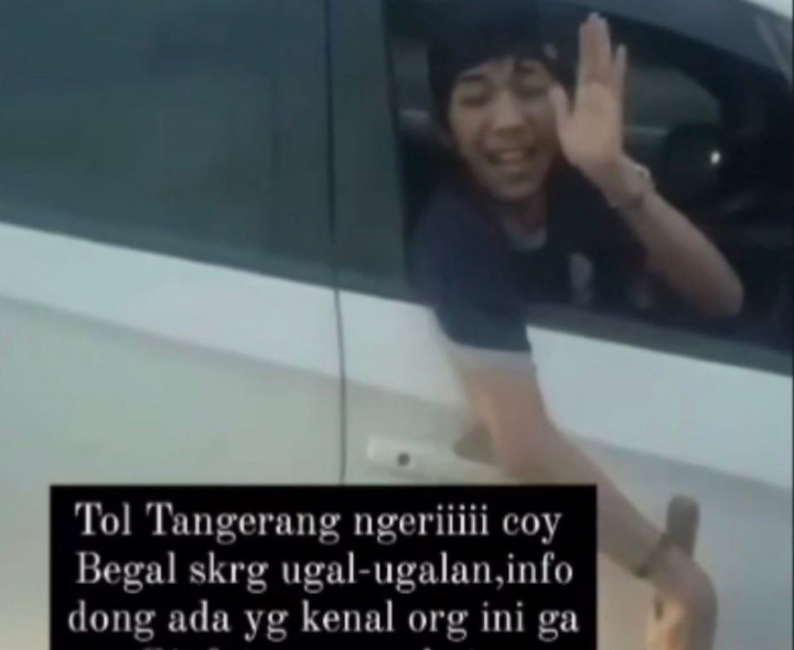 Pria Viral yang Acungkan Celurit di Tol Tangerang Ditangkap Polisi