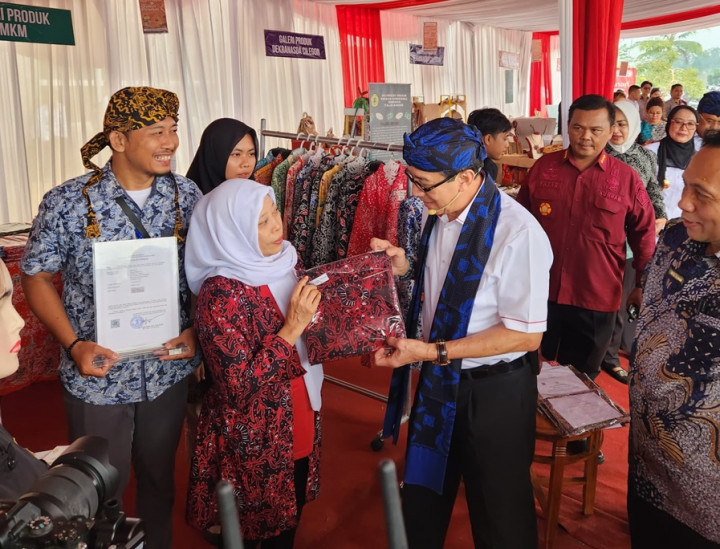 Kunjungi Perguruan Tinggi Banten, Menkumham Cerita Kisah Masa Kecil