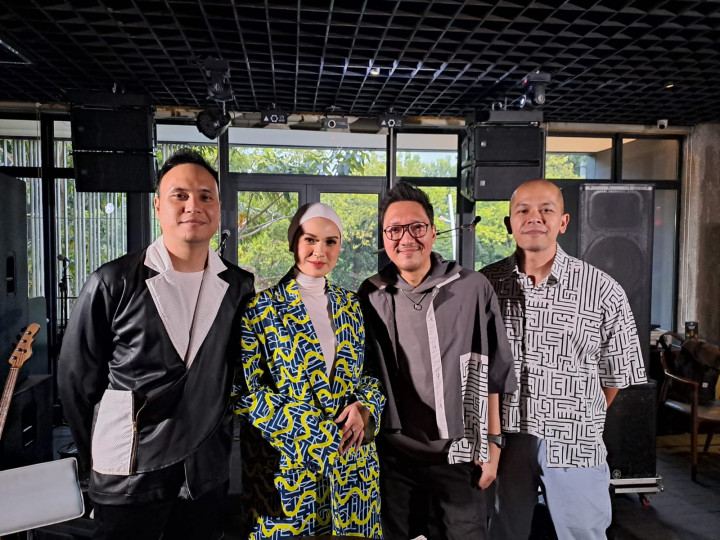 Lagu 'Kembali' Tandai Pulangnya Delia Septianti ke Ecoutez