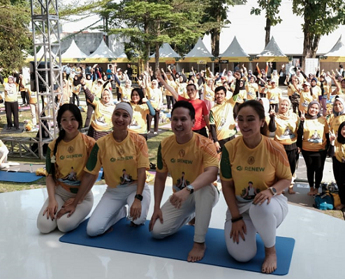 Habuds yoga bersama 500 warga Bogor. (Foto: Dok. Istimewa)