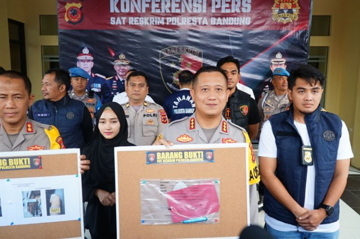 Tak Terima Dikeluarkan dari Grup WA, Pria di Bandung Habisi Nyawa Temannya