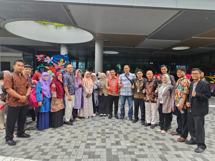 Puluhan Guru Indonesia Ikut Pelatihan STEM di NIE Singapura