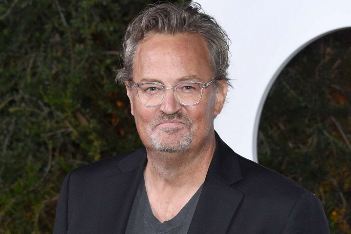 Pemain Serial Friends Beri Pesan Setelah Kematian Matthew Perry