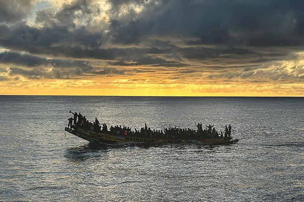 Foto Terpopuler: 3 Migran Tewas di Kepulauan Canary, hingga Kecelakaan Kerja di Jerman