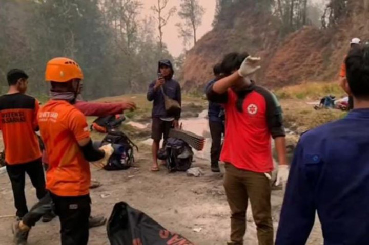 Peziarah Meninggal di Goa Susu Gunung Rinjani