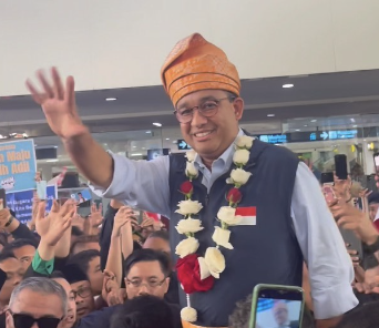 Temui Ribuan Warga di Solo, Anies Baswedan Puji Pengorbanan Surya Paloh