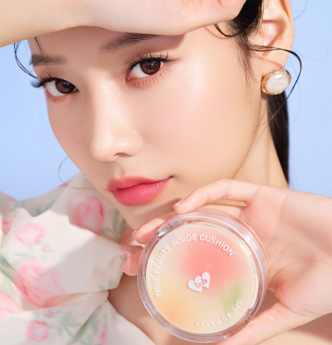 True Beauty Inside Cushion dari barenbliss BLOOMATTE Complexion Series. (Foto: Dok. barenbliss)